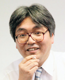 ドラゴン桜の英語講師モデル / 竹岡 宏信