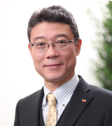 代表取締役社長　瀧本 司