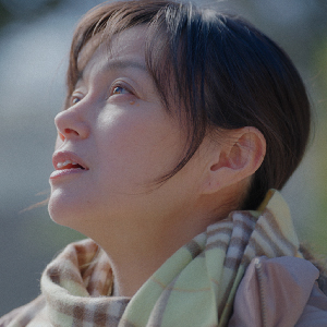 母親役 佐伯 日菜子